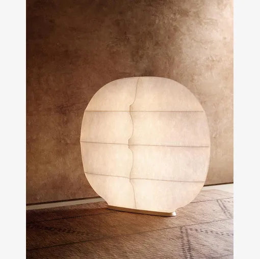 Floor lamp in fiberglass Gunta by Tacchini.