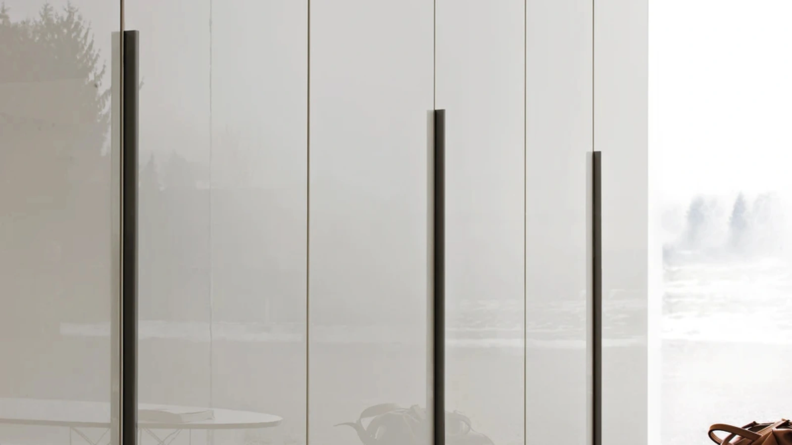 Gliss Master Start Wardrobe - Hinged Door by Molteni & C