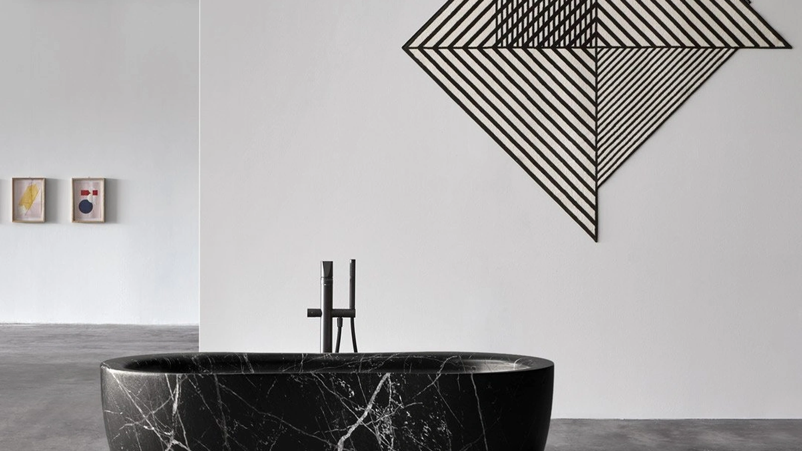 Fida Marble Bathtub by Antoniolupi