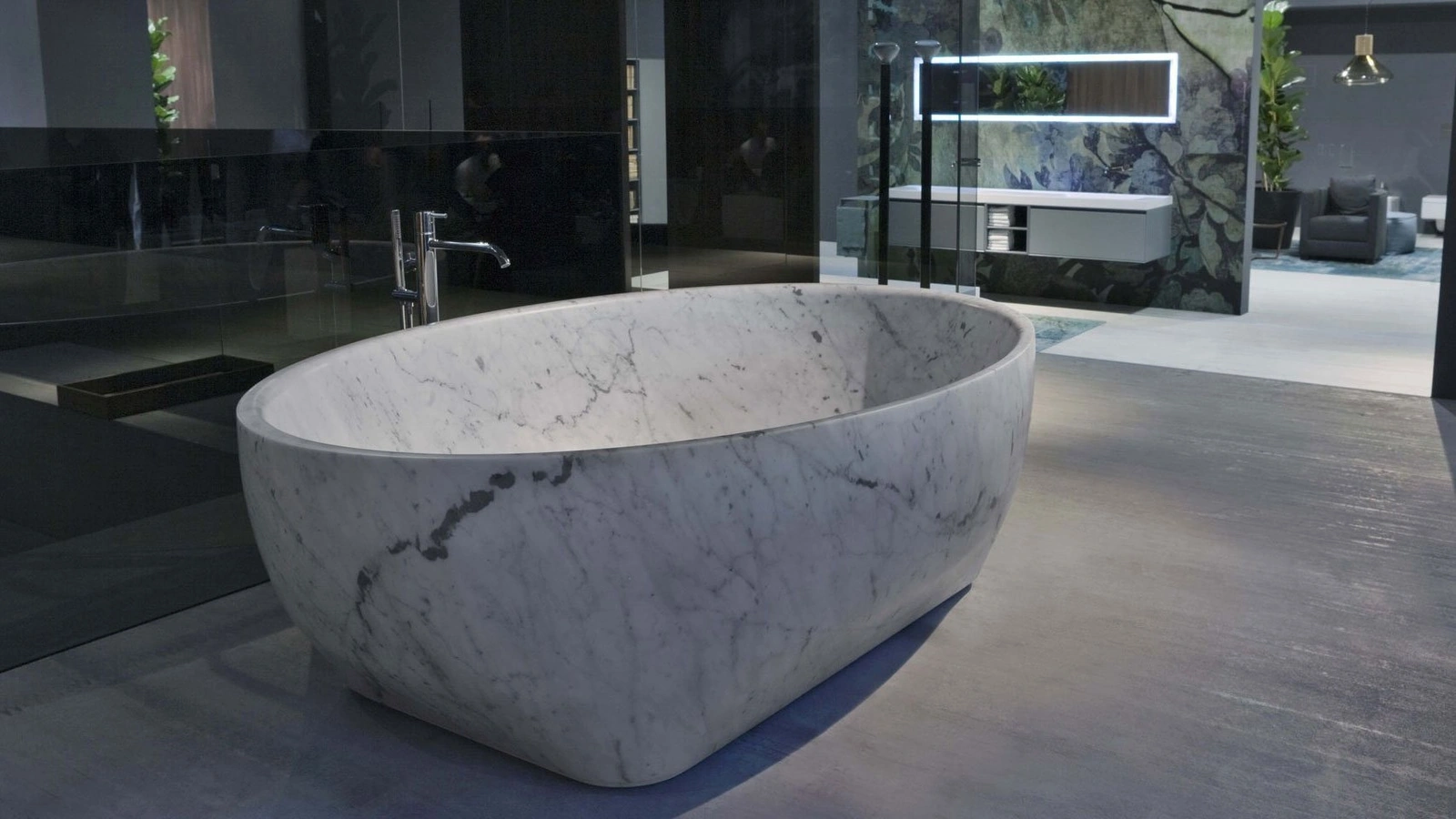 Carrara Marble Bathtub Solidea by Antoniolupi