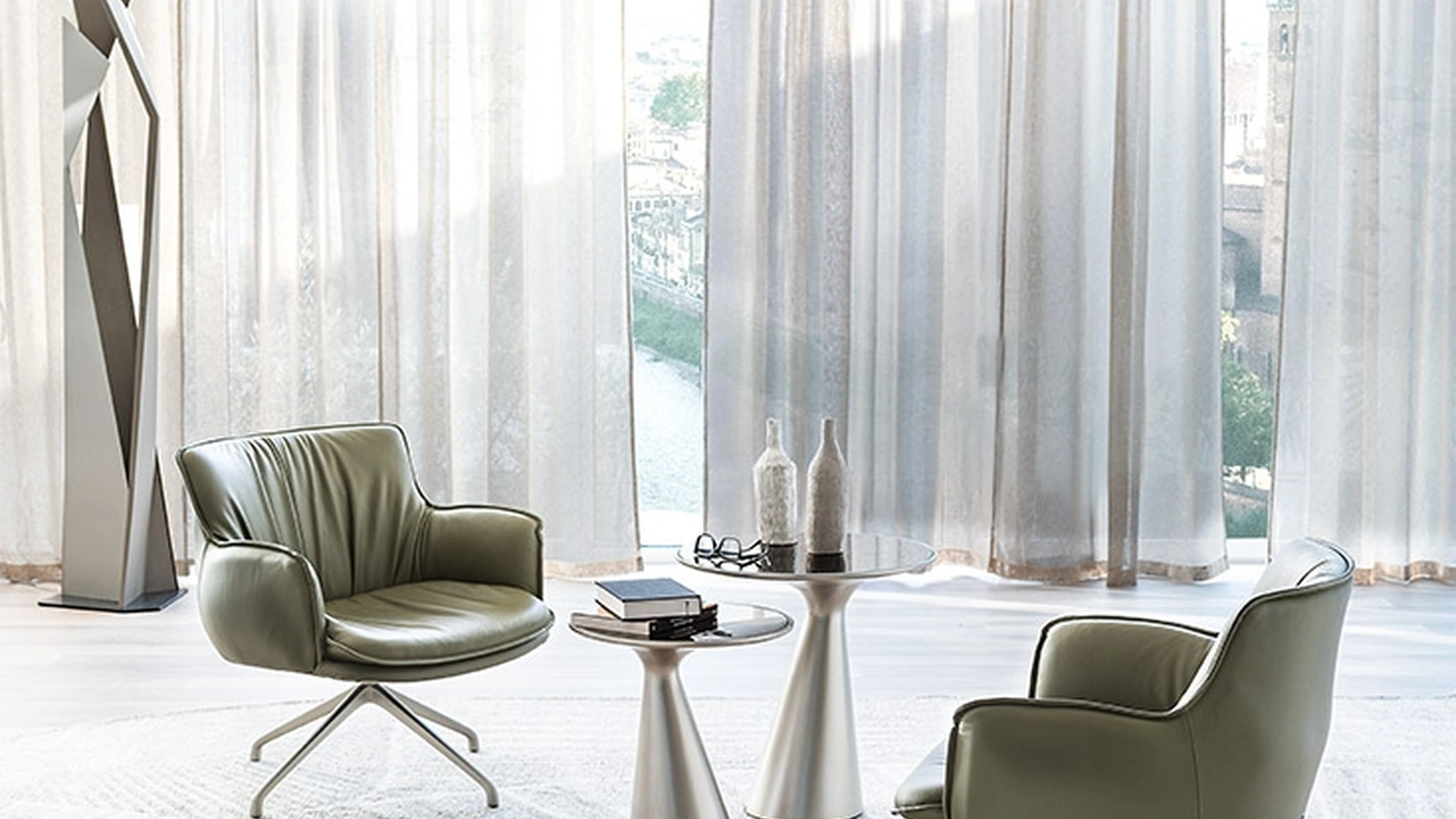 Rhonda Lounge leather armchair by Cattelan Italia