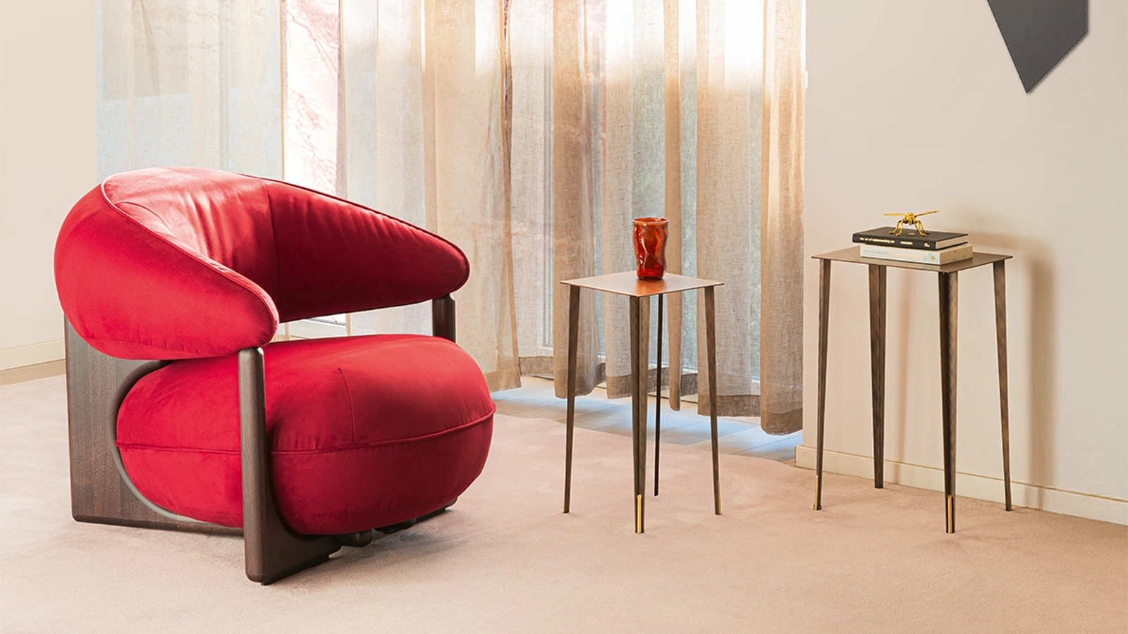 Ruby Lounge leather armchair by Cattelan Italia