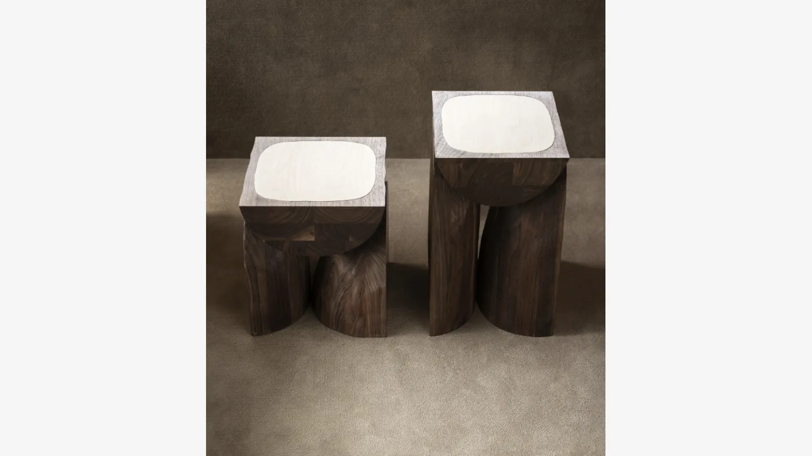 Bread Side Table in wood by Tacchini.