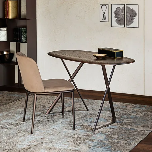 Tahiti desk by Cattelan Italia.