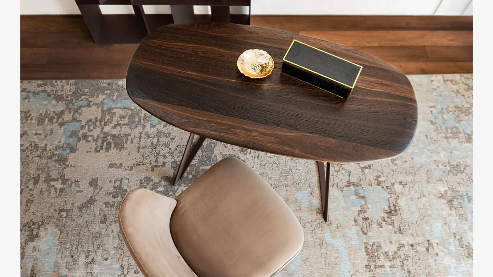 Tahiti desk by Cattelan Italia.