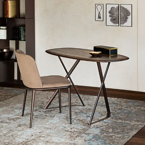 Tahiti desk by Cattelan Italia.