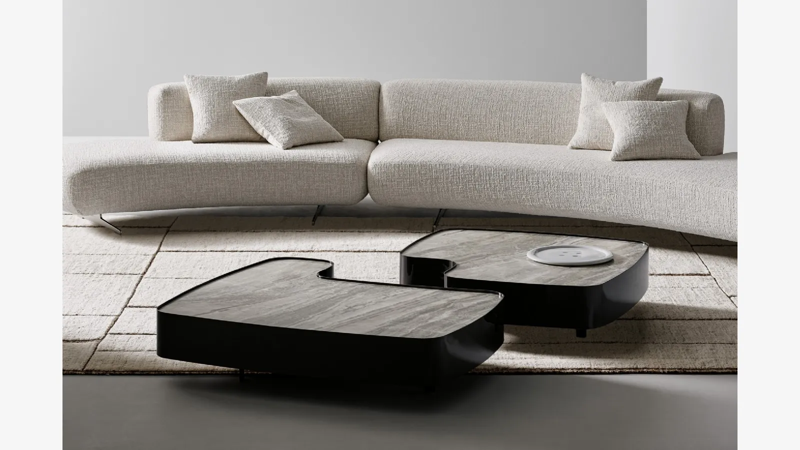 Aspen coffee table with ceramic top by Bonaldo