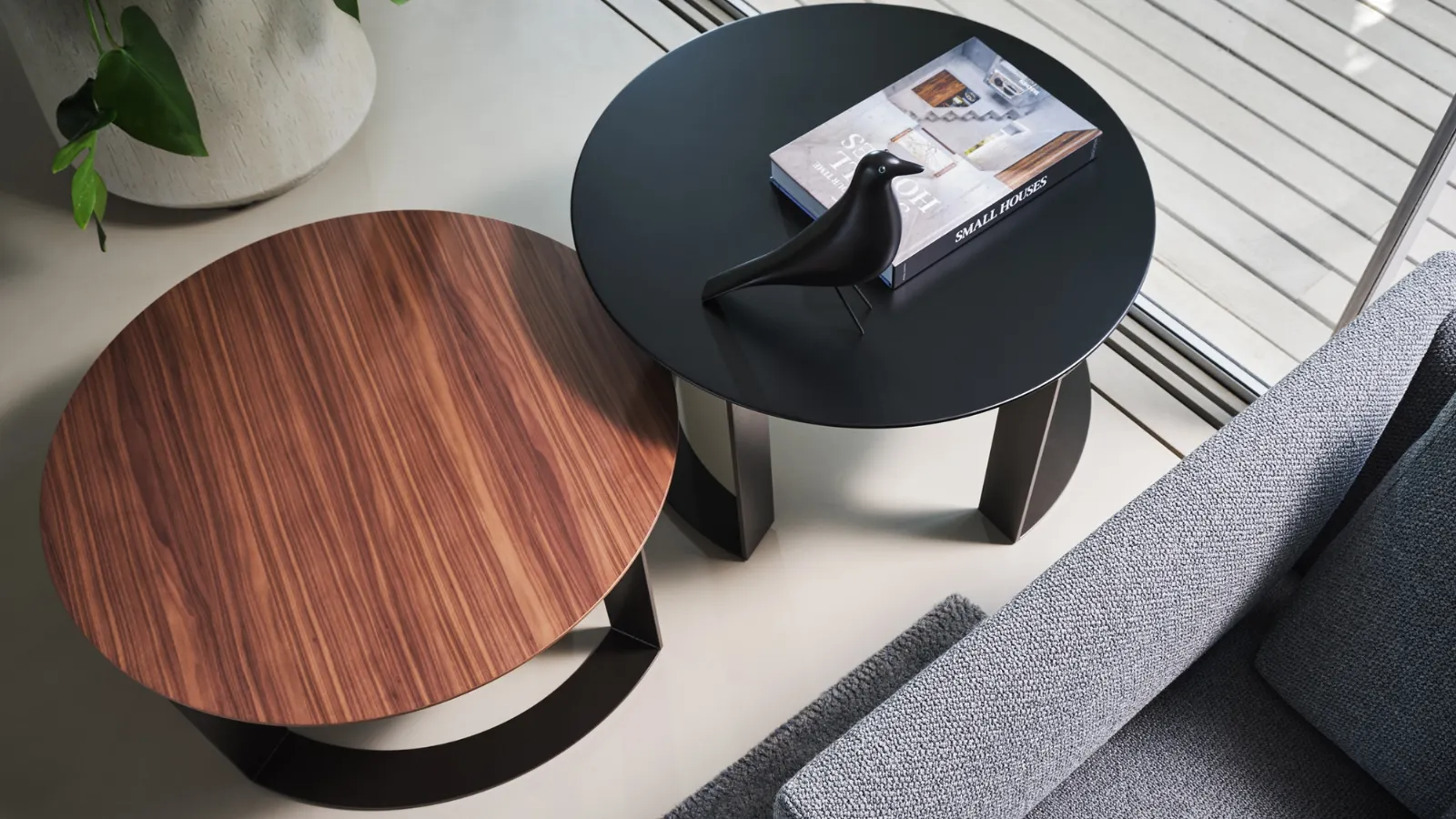 Otto Coffee Table in wood or lacquered effect by Twils