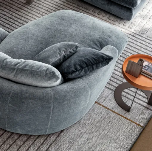 Coffee table with Otto Tray by Twils