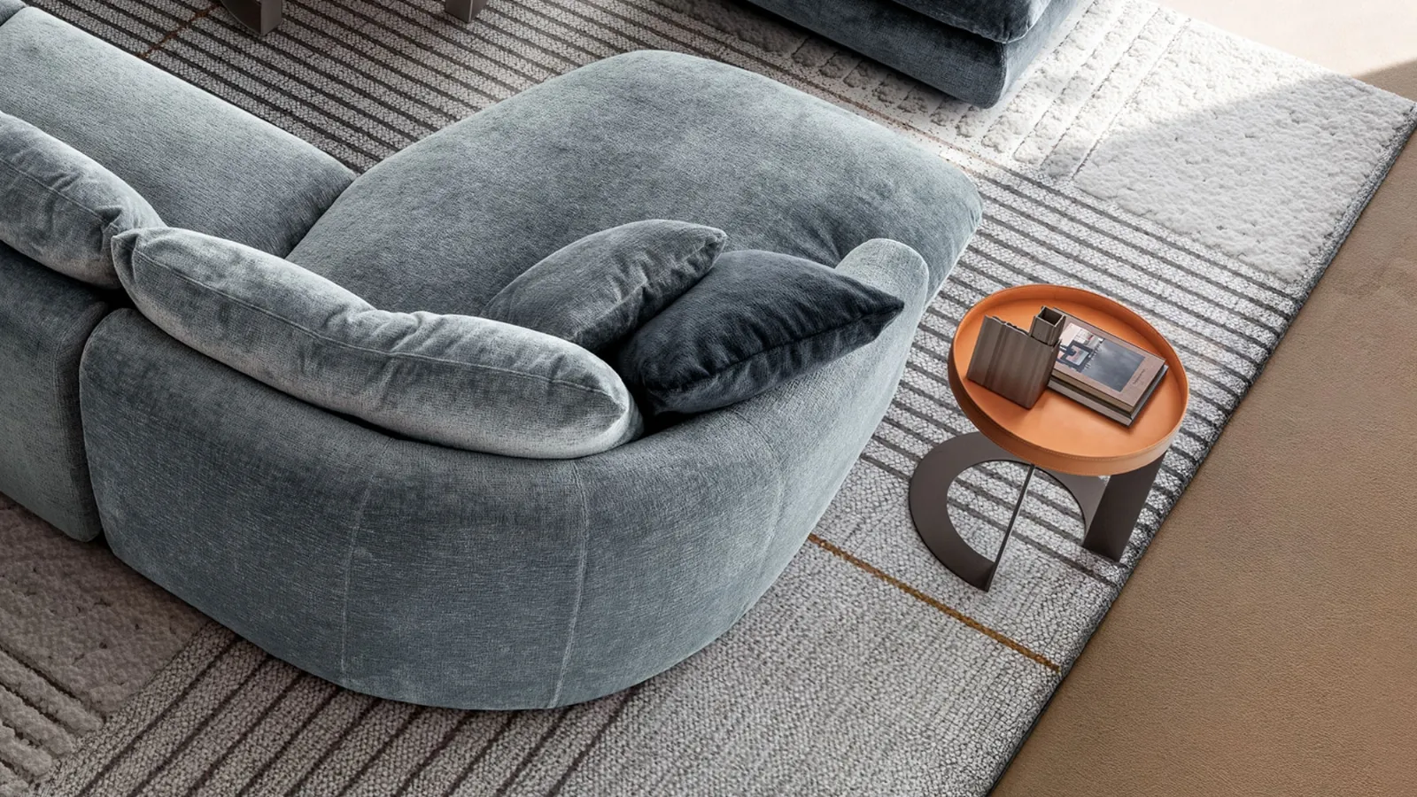 Coffee table with Otto Tray by Twils