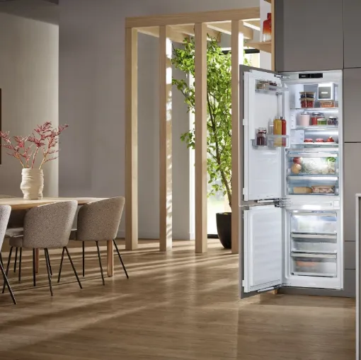 Miele KFN 7795 C refrigerator