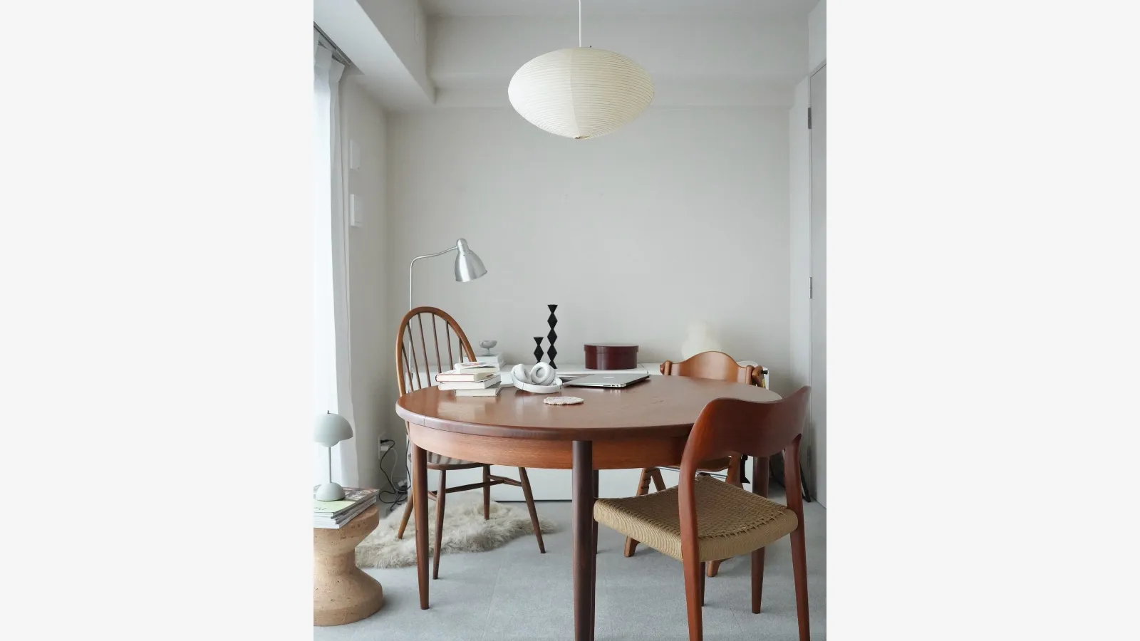 Akari 21A suspension lamp by Vitra.