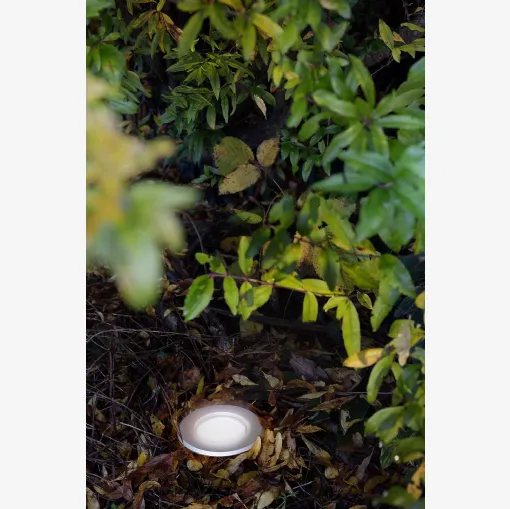 Lux Floor outdoor lamp by ILTI light