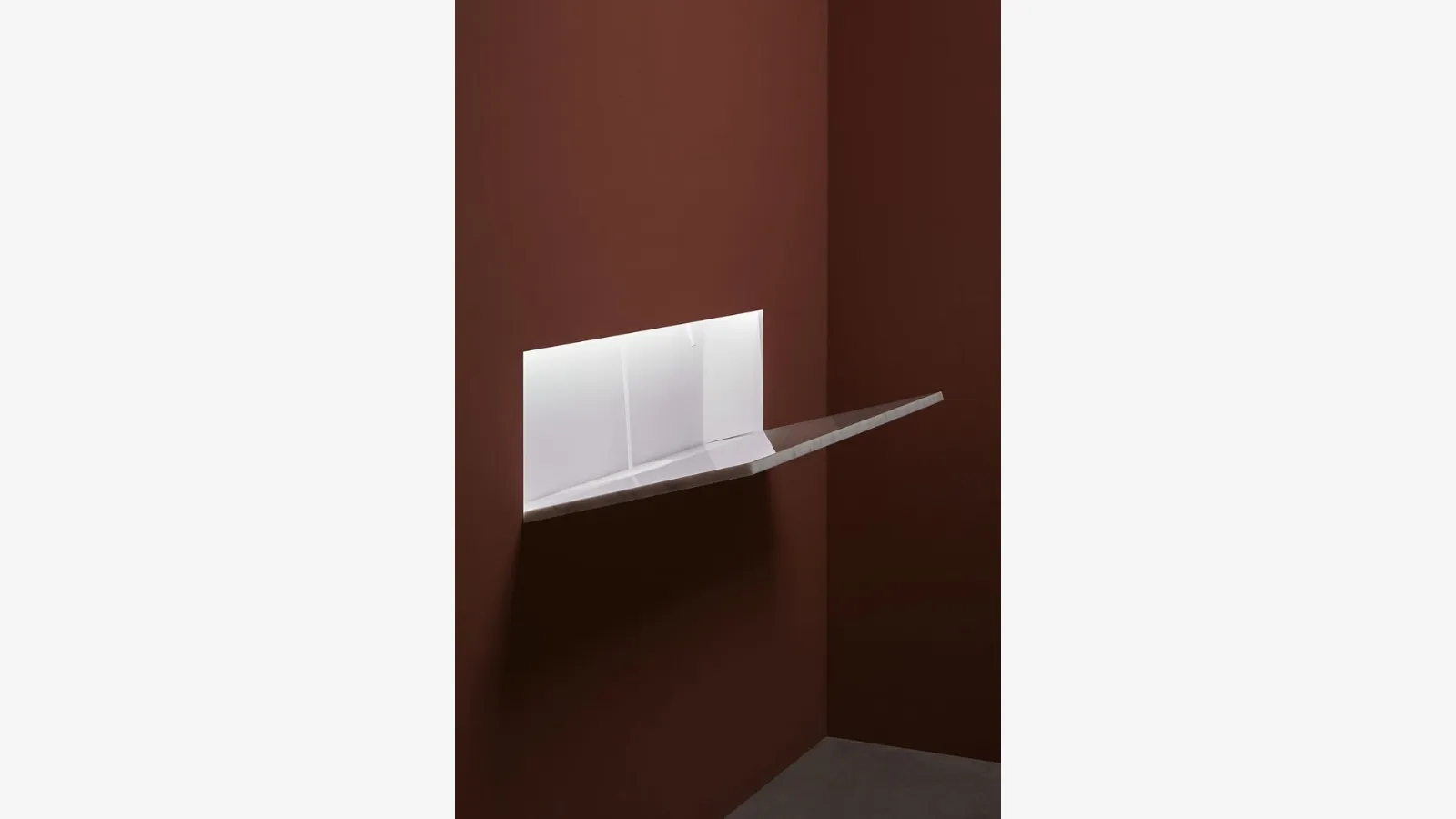 Marble washbasin Battigia by Antoniolupi