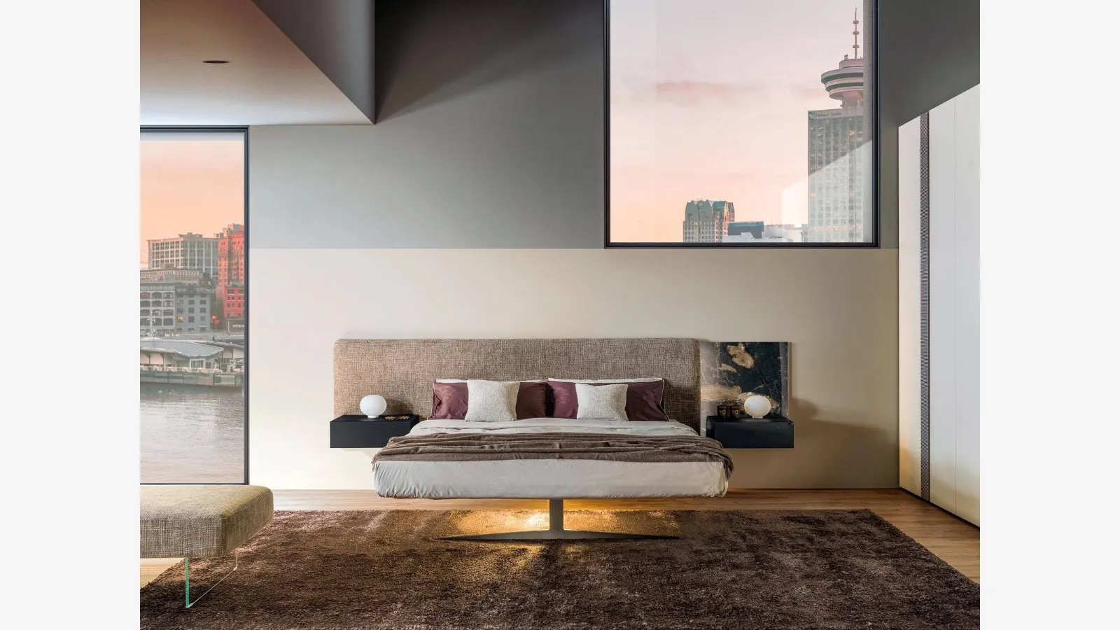 Lago's Steel 1757 bed
