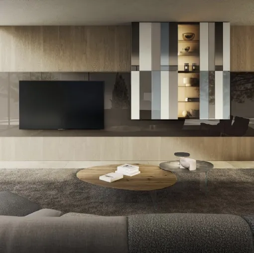 NOW 2921 fitted wall unit by Lago.