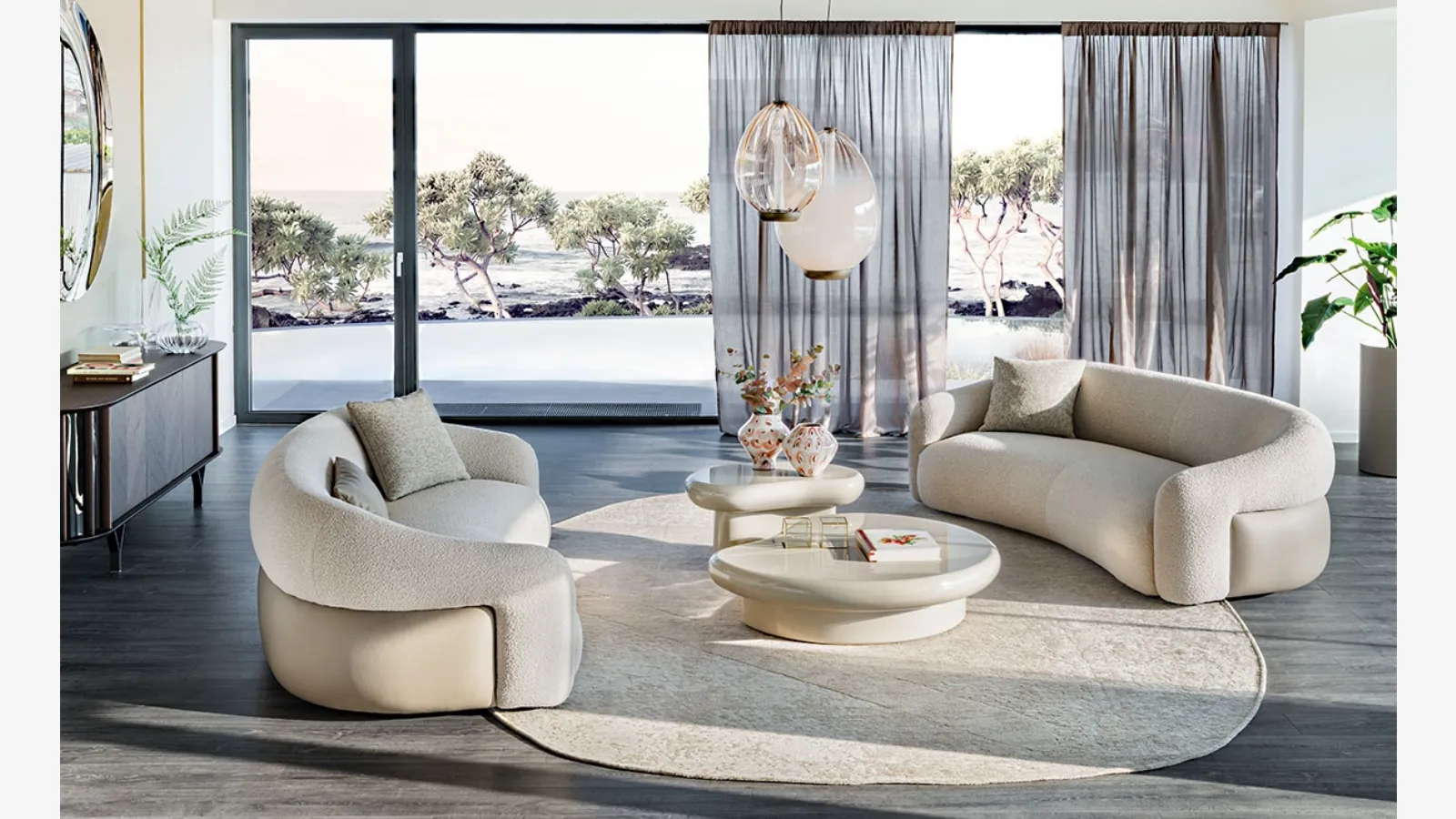 Baldwin linear sofa by Cattelan Italia