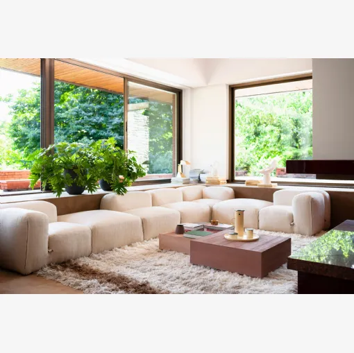 Living room The Walls by Tacchini