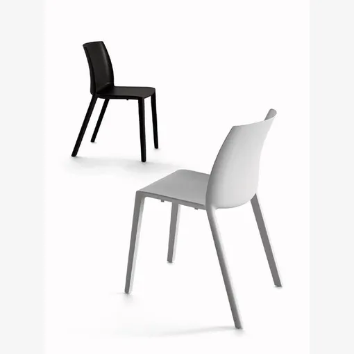 Stackable polypropylene chair by Arrital