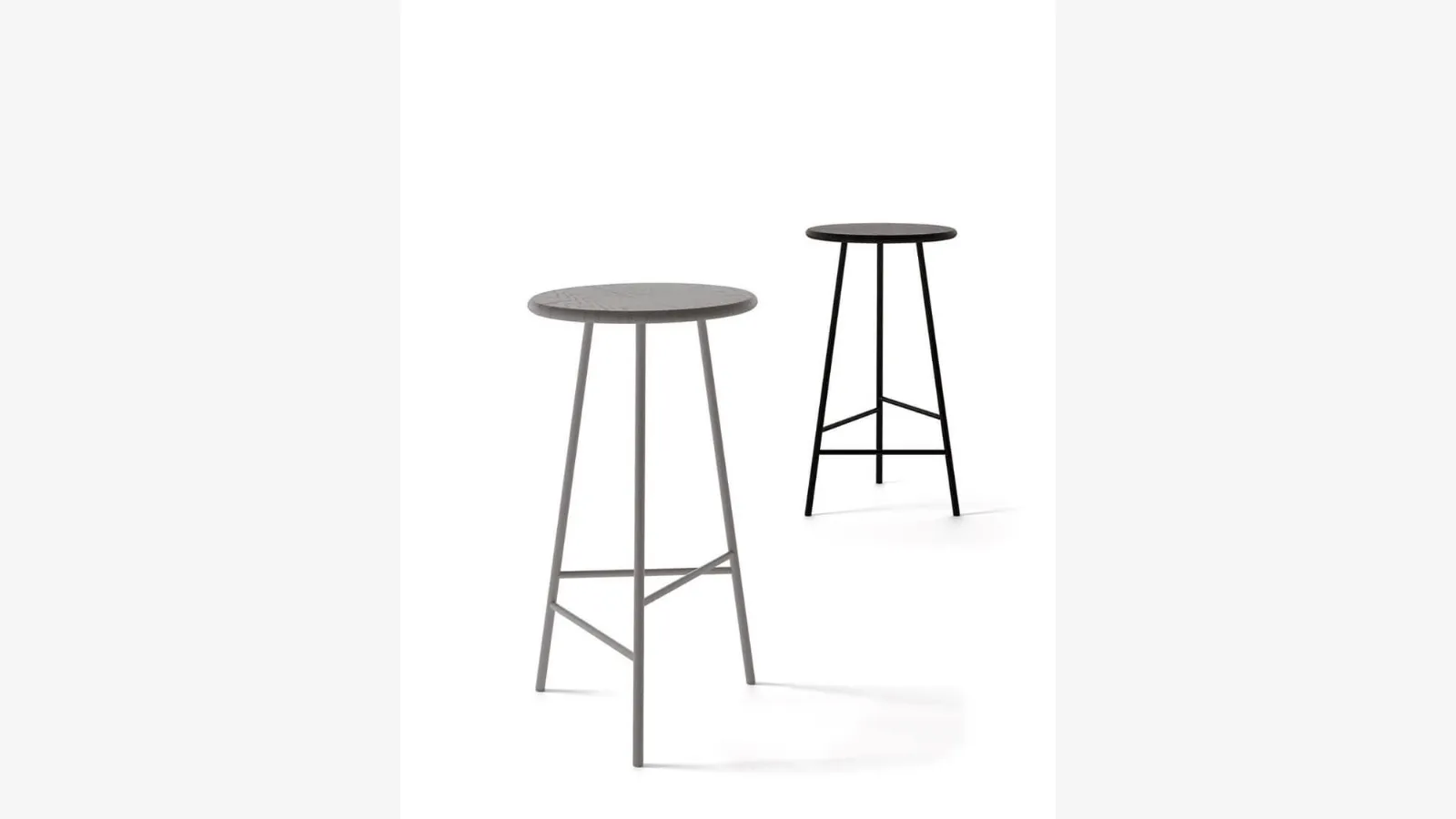 Slight stool in ash wood by Arrital