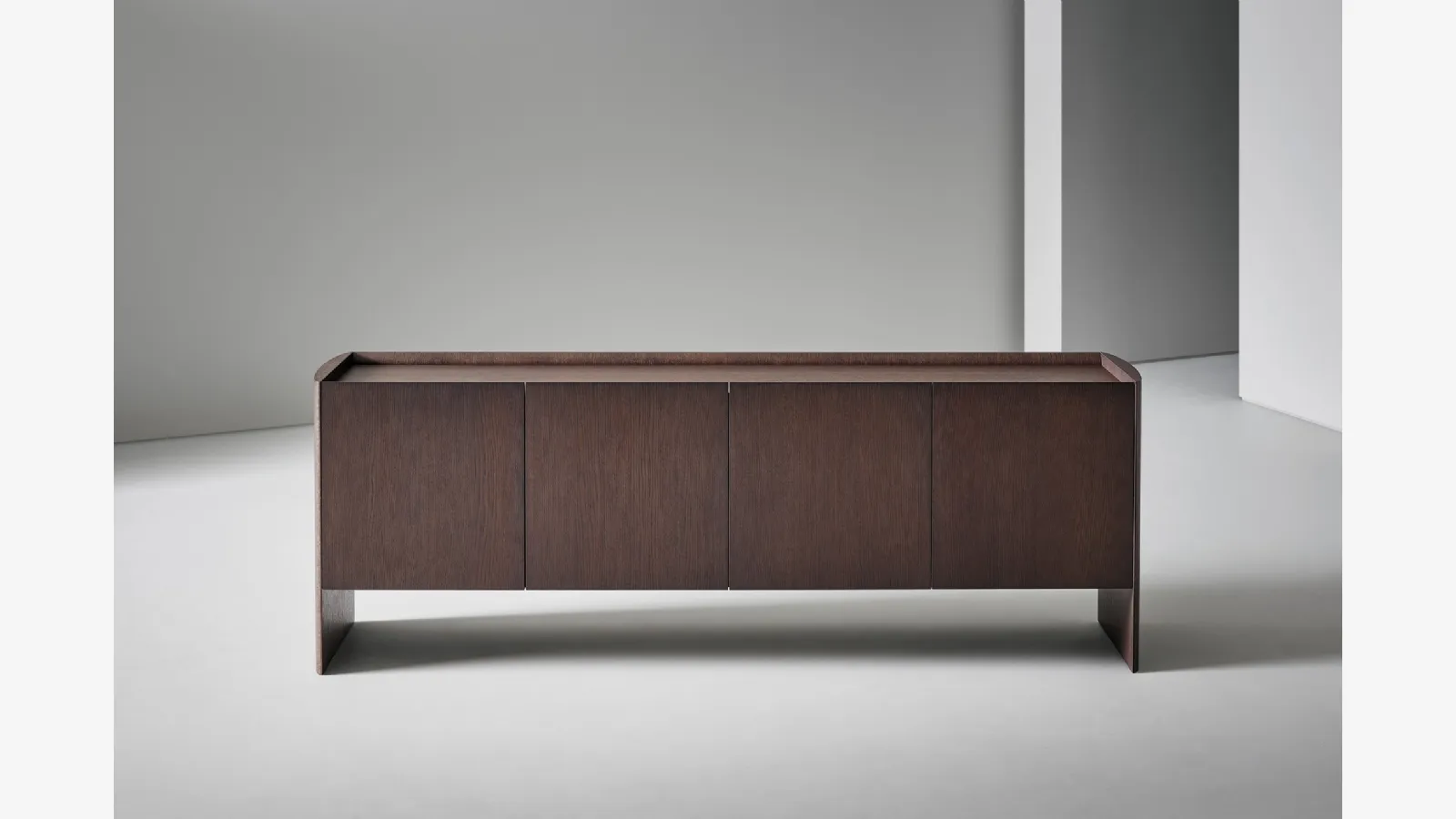 Wooden Alicanto cabinet with 4 doors by Bonaldo