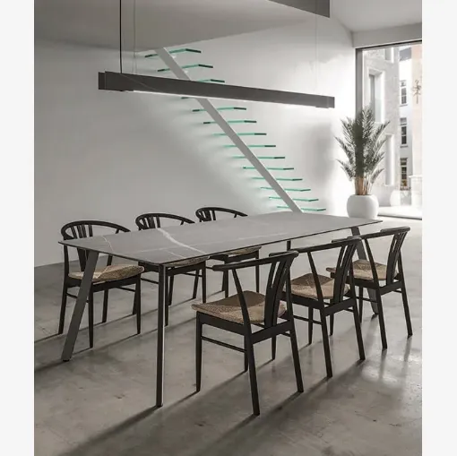 Toah Table by Arrital