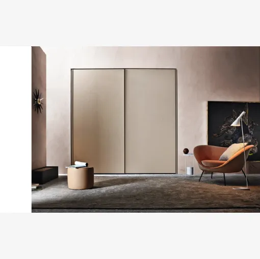 Gliss-Master Wardrobe - A Filo Door lacquered by Molteni & C