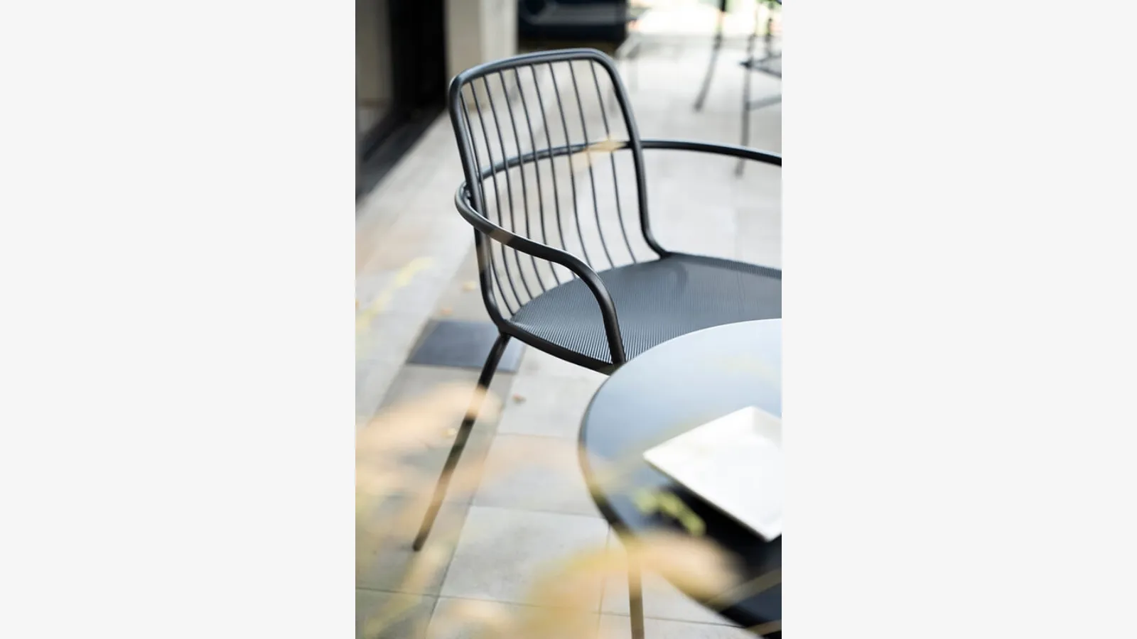 Alisea steel chair by Emu