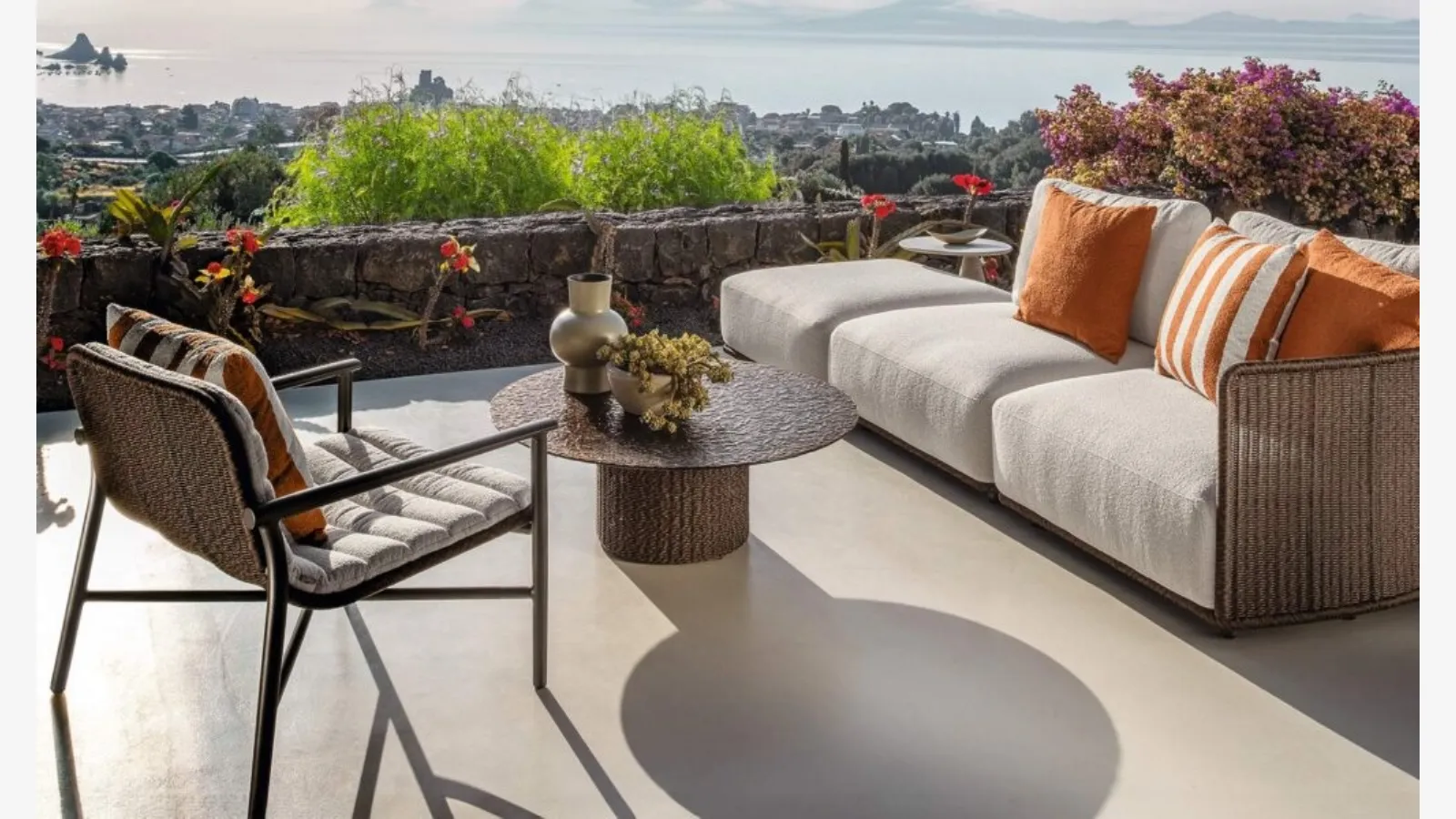 Outdoor furniture Bond by Talenti