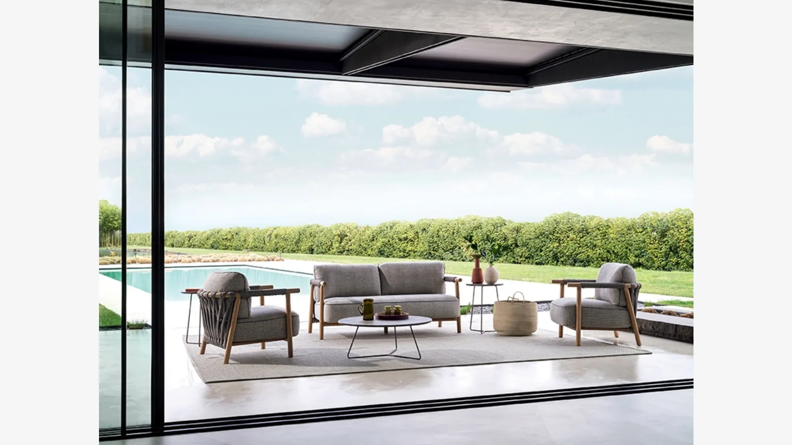 Nathy sofa in fabric and wood by Ditre Italia