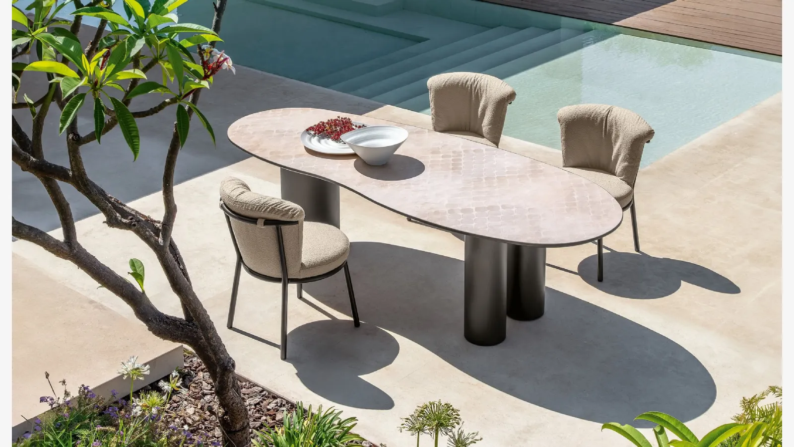 James table by Talenti