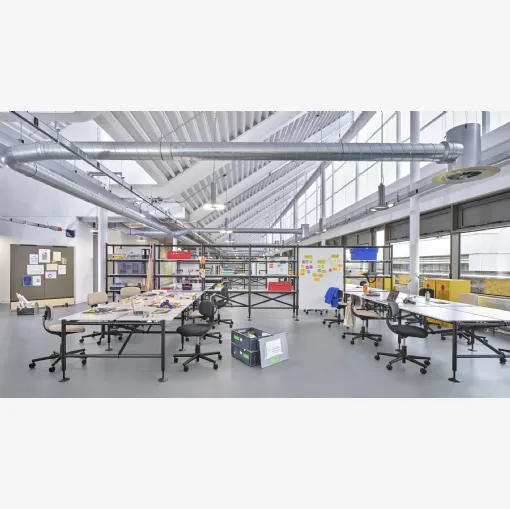 Vitra's comma operational desk