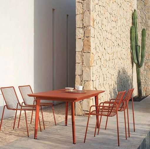 Extendable table in steel Plus 4 by Emu